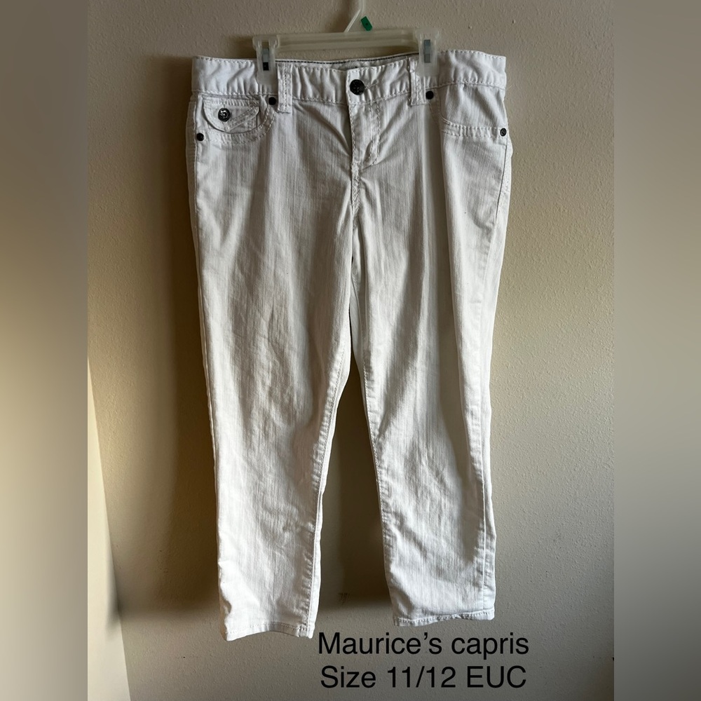 Maurice’s capris size 11/12 EUC
